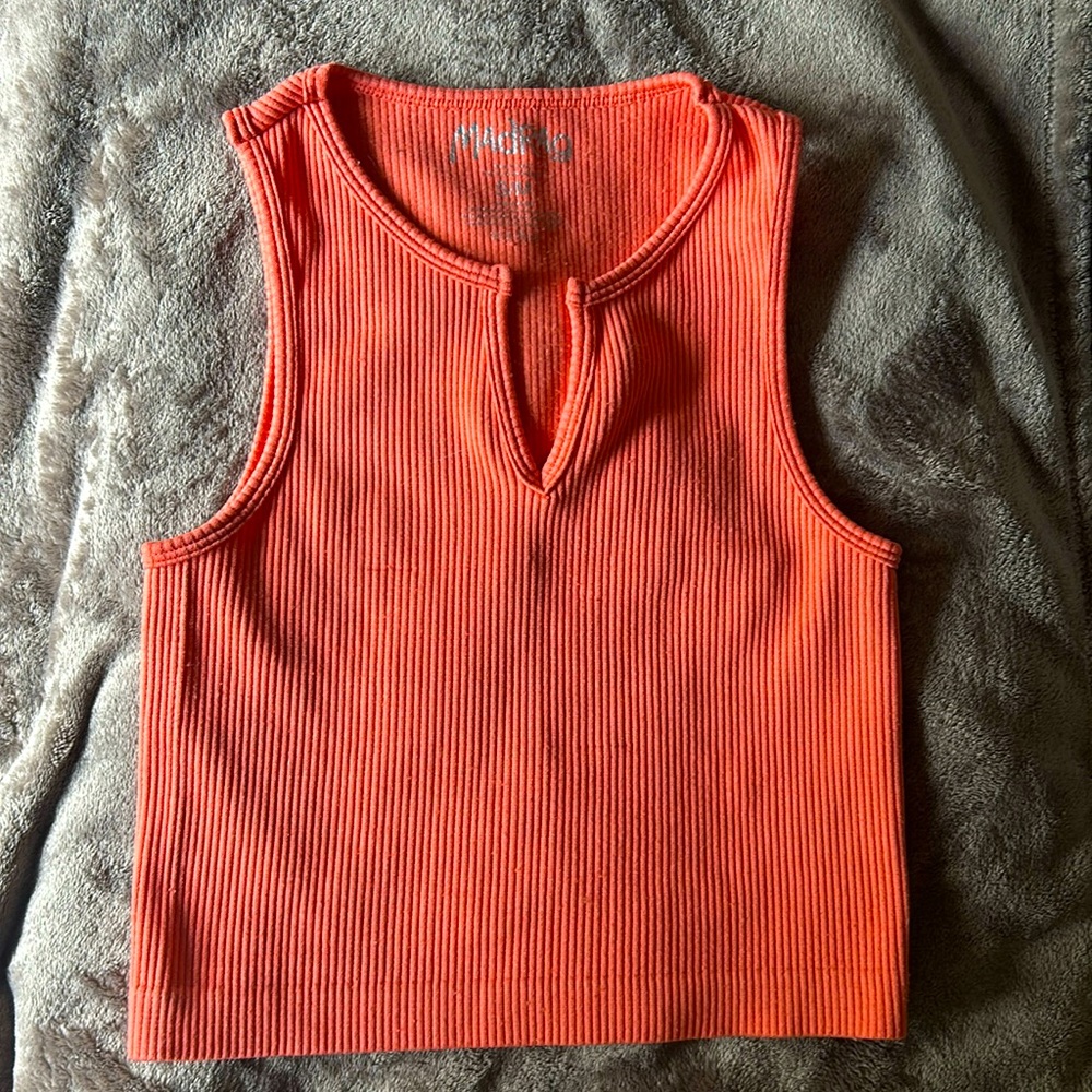2pc Basic Tanks (1 Light Purple, 1 Coral)